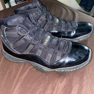 Air Jordan 11 gamma blue